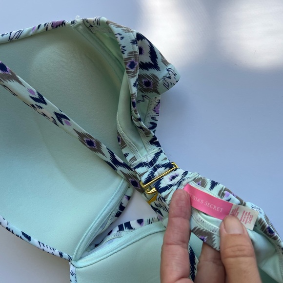 VICTORIAS SECRET 34DD CONVERTIBLE BIKINI TOP MAX SUPPORT & COMFORT SHAPE PUSH UP - Picture 3 of 3